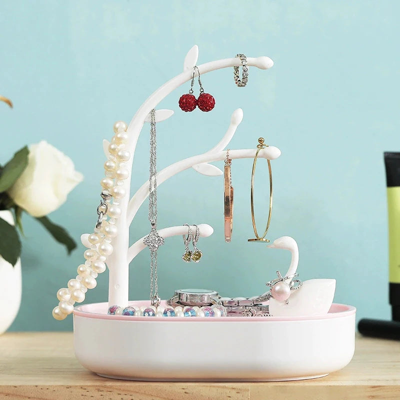 Arbre À Bijoux Avec Cygne